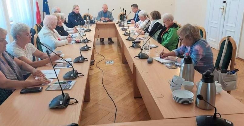 Złotoryja: Debatowali seniorzy