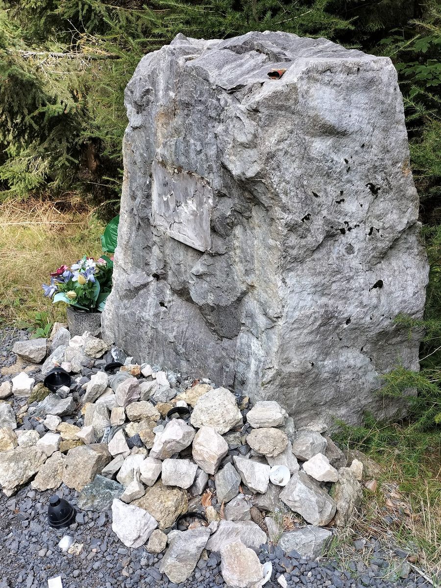 Region: Wandale zniszczyli obelisk