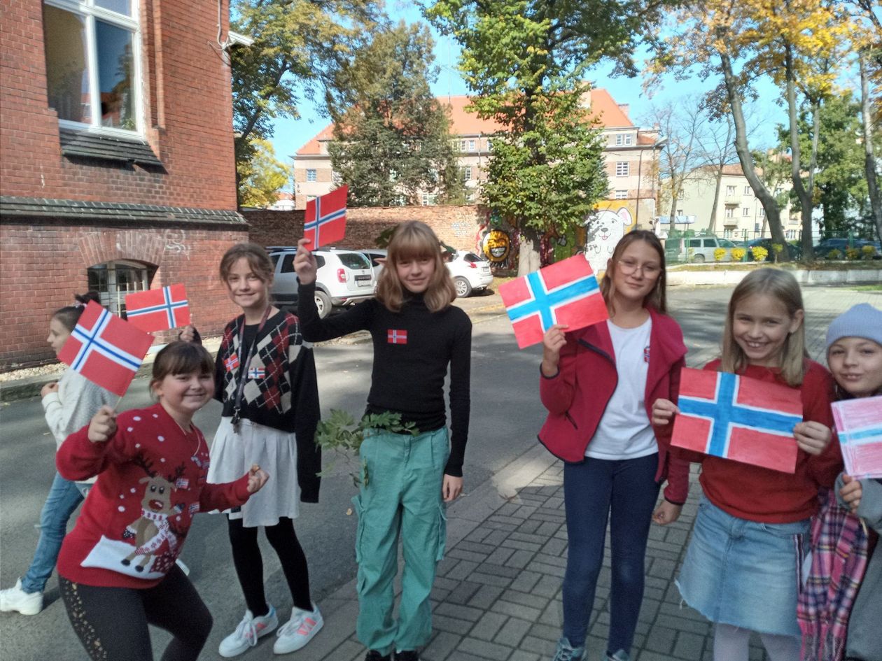 Jelenia Góra: Obcojęzycznie w SP 2