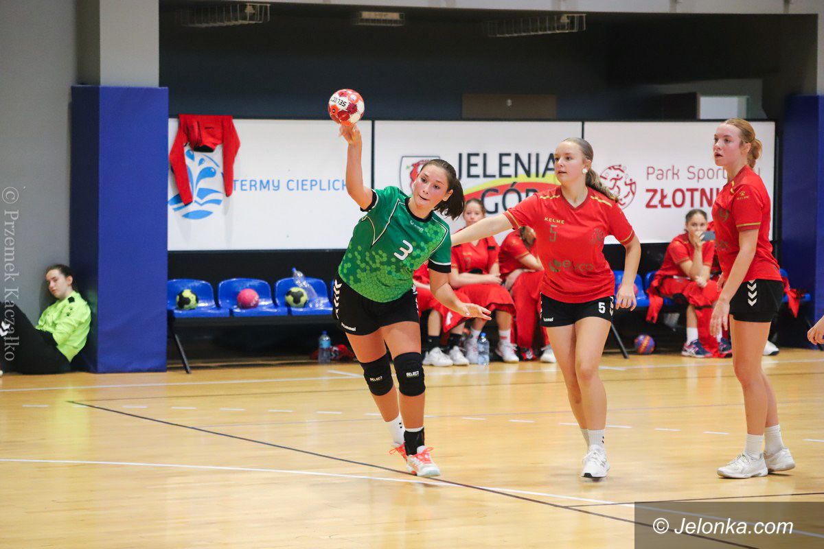 Jelenia Góra: Młodziczki uległy ekipie z Legnicy