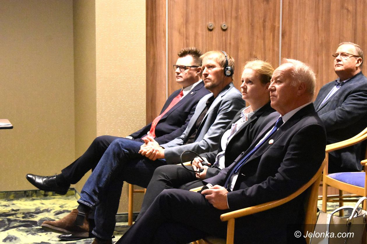 Jelenia Góra: Partnerskie rozmowy