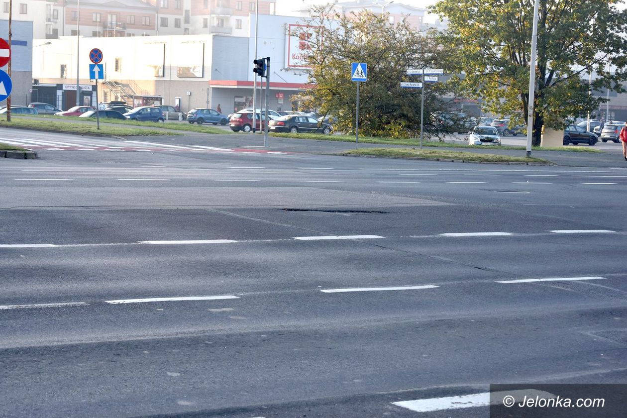 Jelenia Góra: Czytelnik: Jak mogli nie zauważyć takiej dziury?