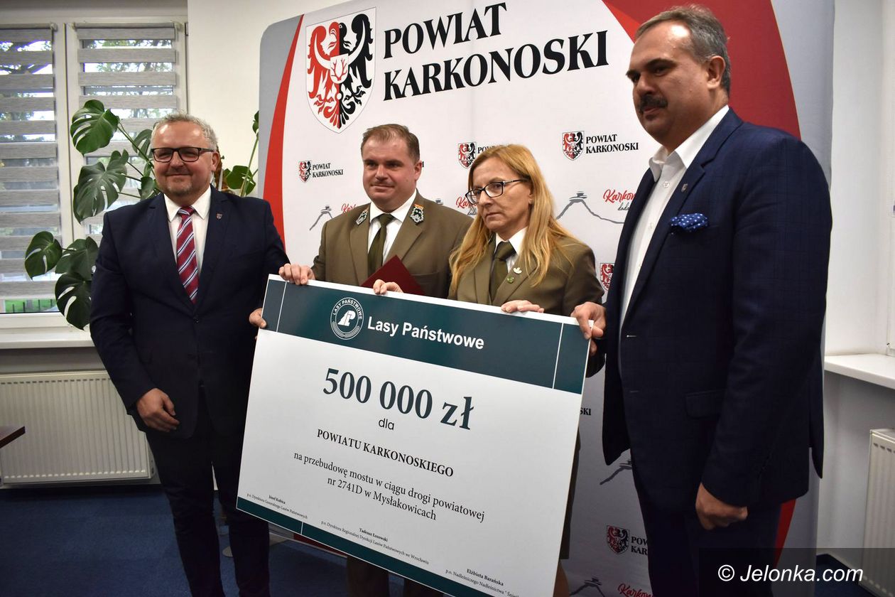 Powiat: Nadleśnictwo wesprze remont mostu