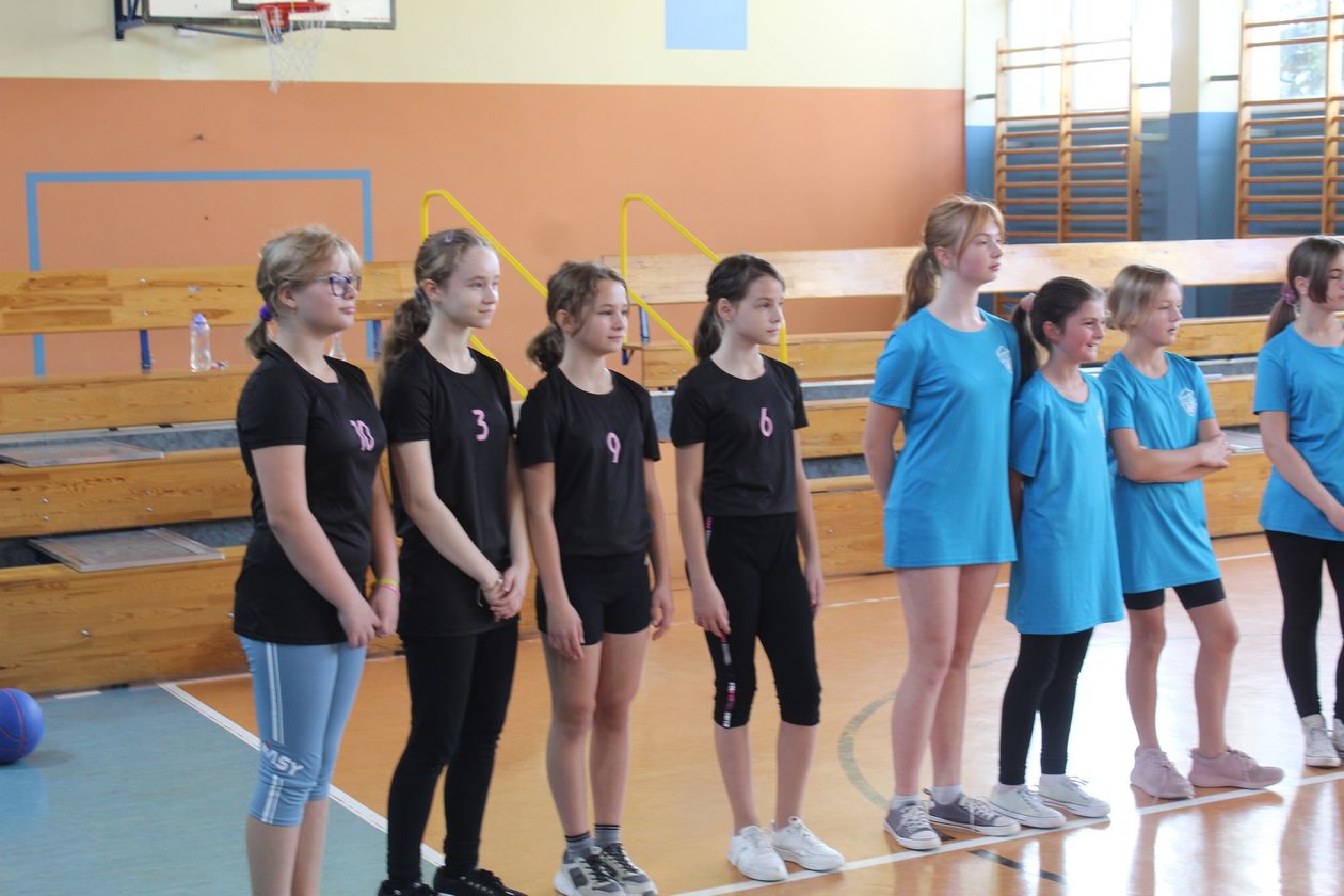 Marciszów: Koszykarski turniej
