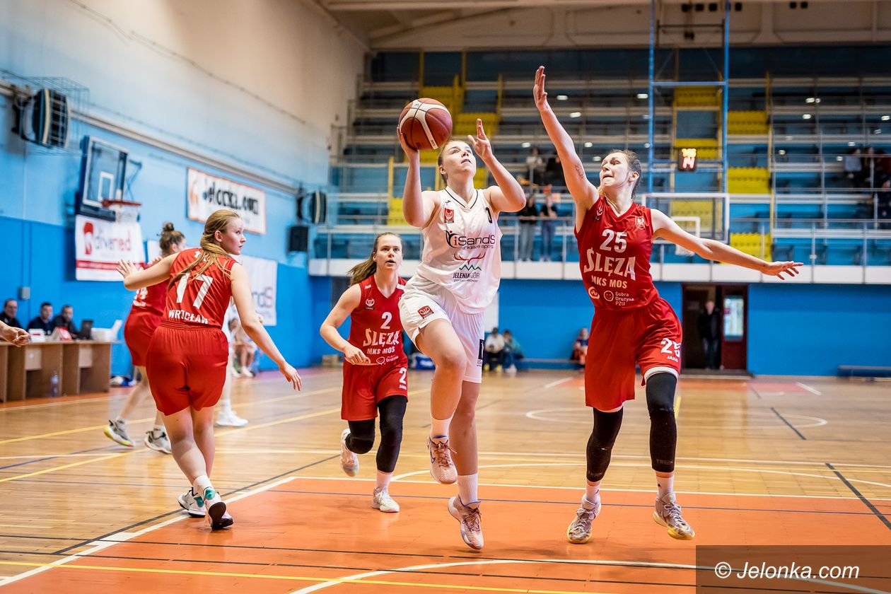 Jelenia Góra: Dramat w ostatniej akcji