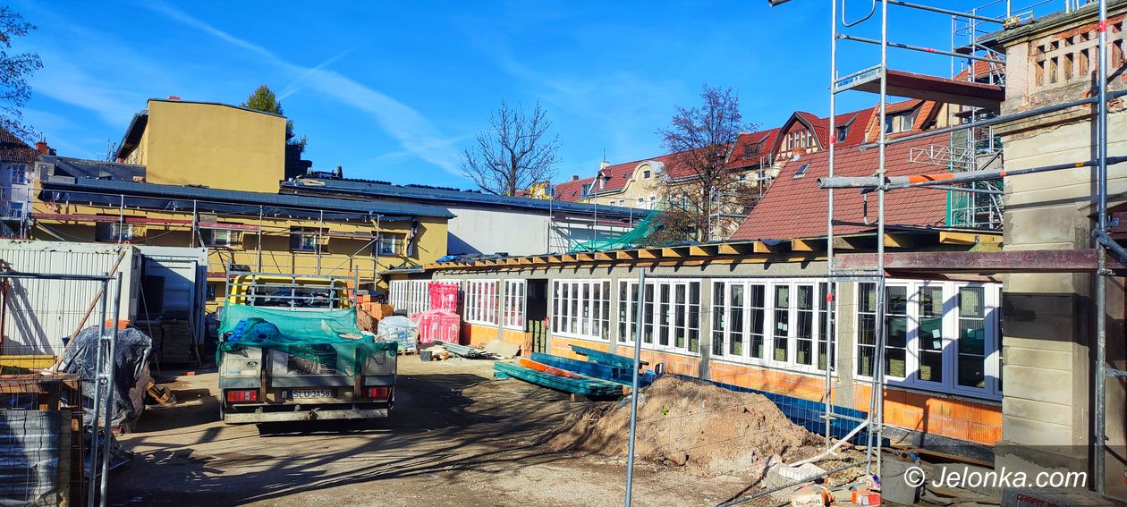 Jelenia Góra: Remont d. MDK postępuje