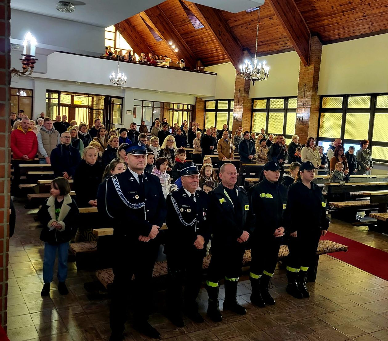 Porajów: Bal "świętych"
