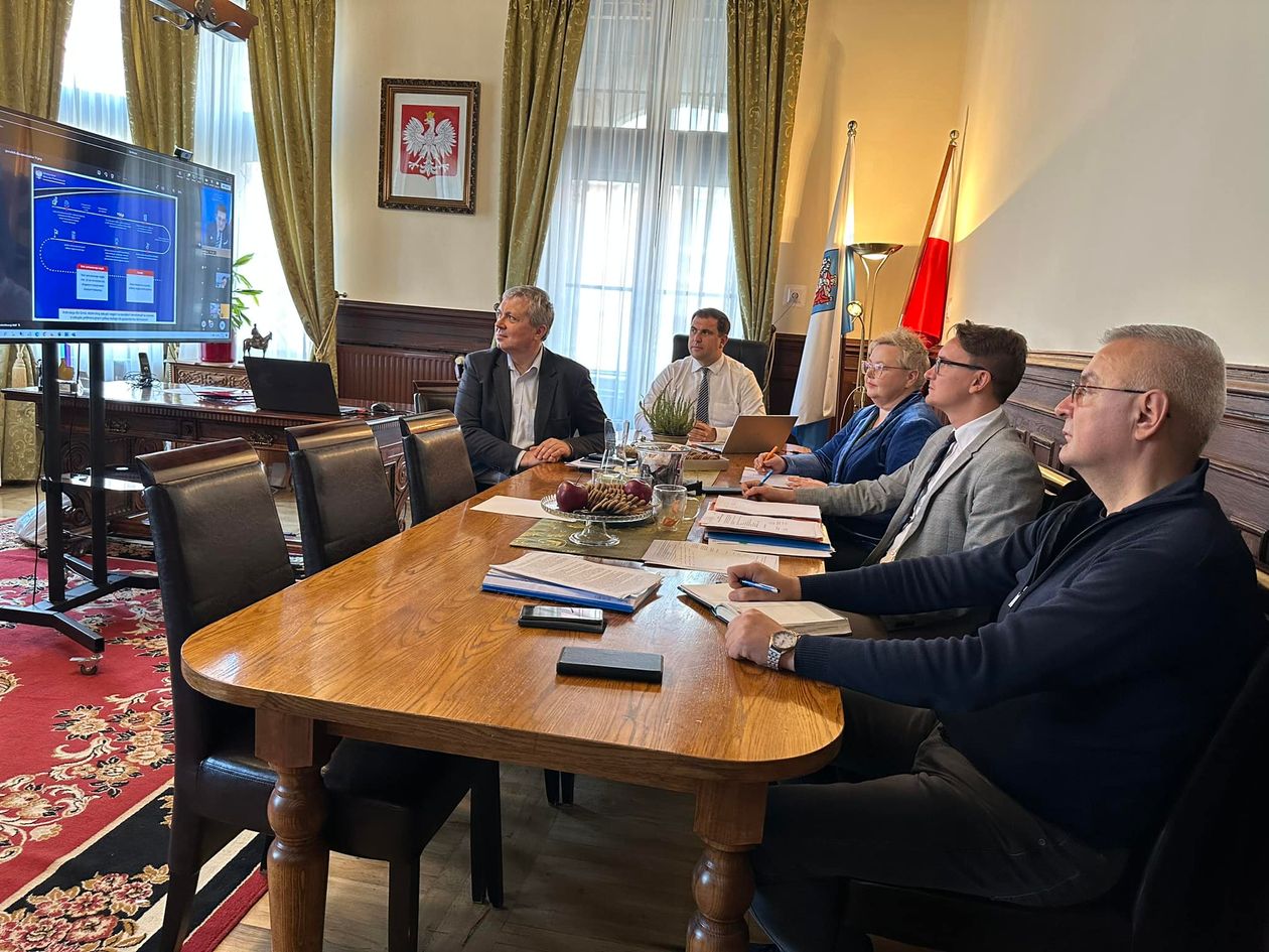 Jawor: Składy opału czekają