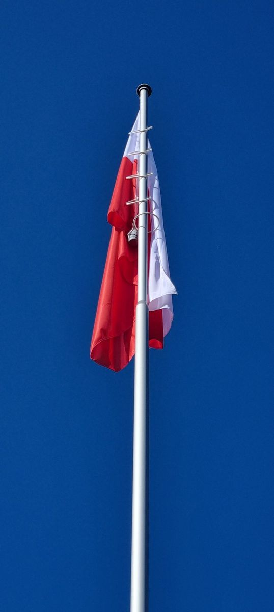 Mysłakowice: Gmina z masztem flagowym