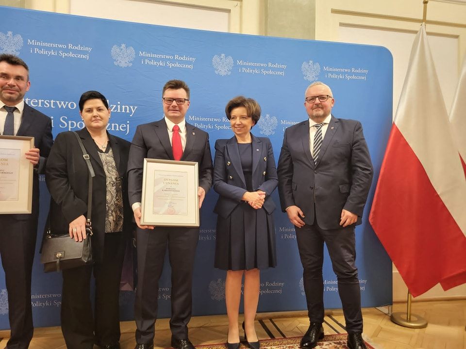 Powiat: Prestiżowa nagroda dla powiatu karkonoskiego