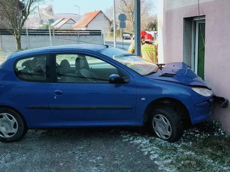 Kamienna Góra: Kolizja z budynkiem