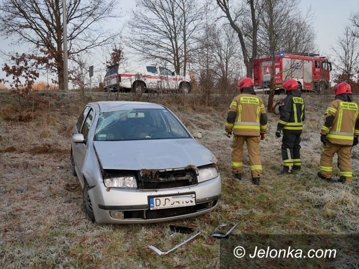 Jelenia Góra: Dachowanie na Legnickiej