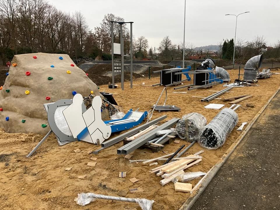 Lubań: Prace na kartingach