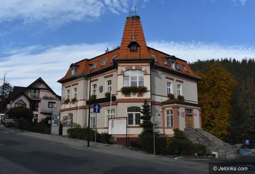 Karpacz: Znikną bariery w magistracie