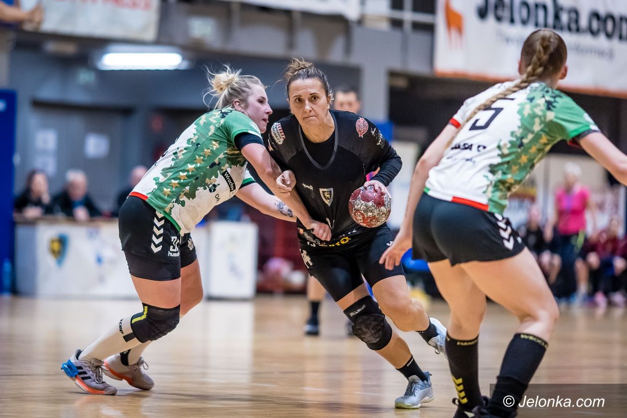 I liga piłkarek ręcznych: Porażka jedną... [WYNIKI/TABELA]
