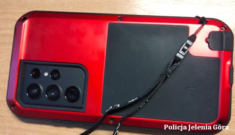Jelenia Góra: Ukradł telefon byłej partnerce – został zatrzymany