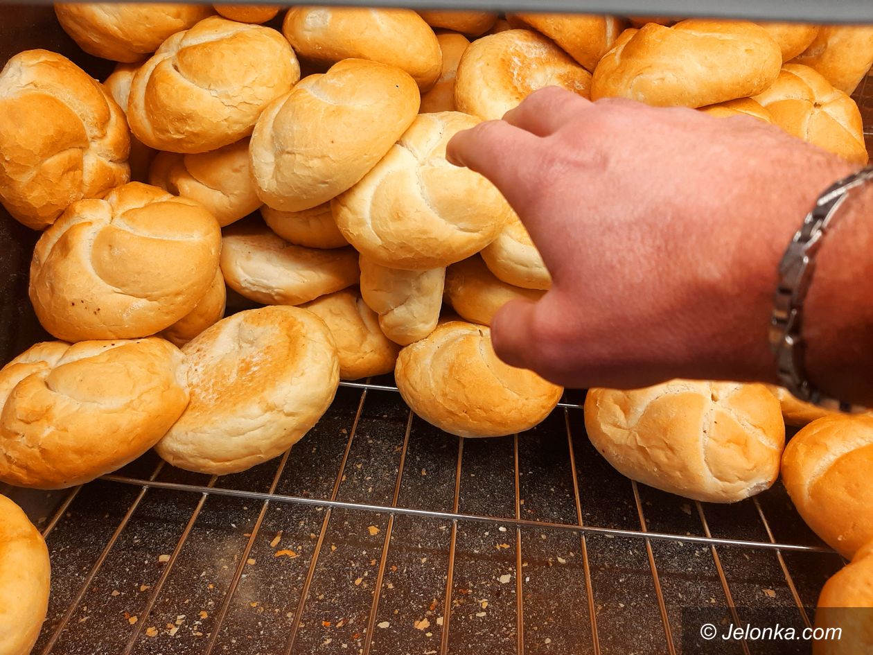 Powiat: Brudne pieczywo