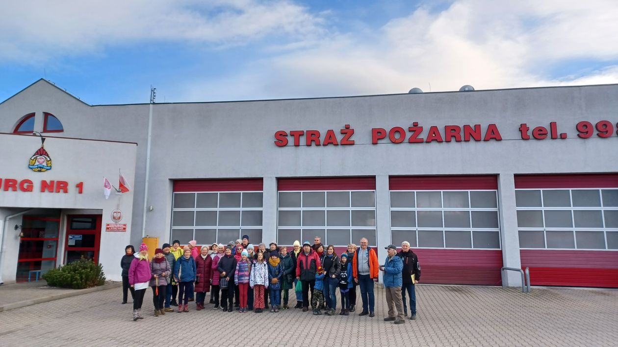 Jelenia Góra: Spacer ze strażakami
