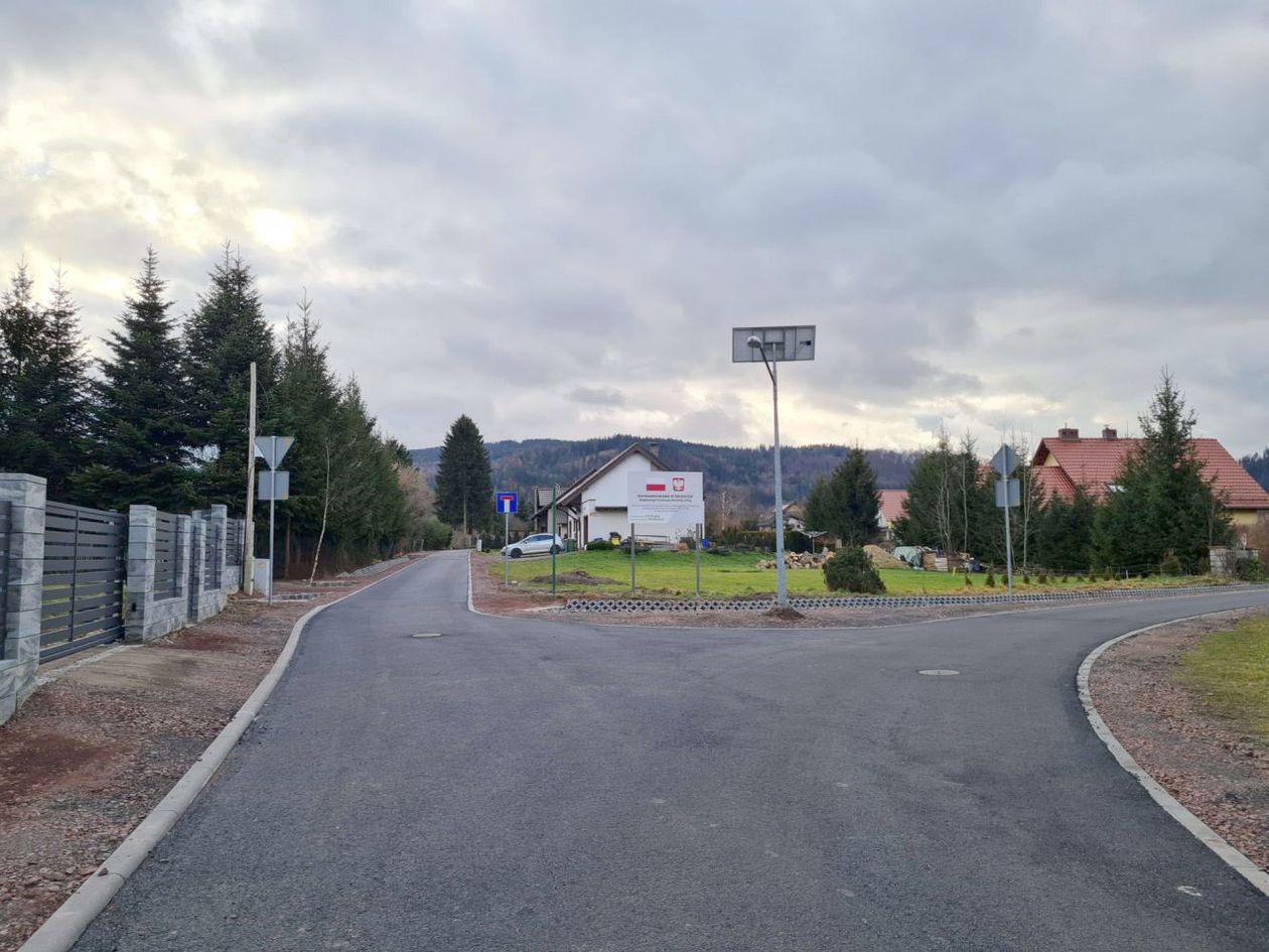 Janowice Wielkie: Remont ulic (prawie) skończony