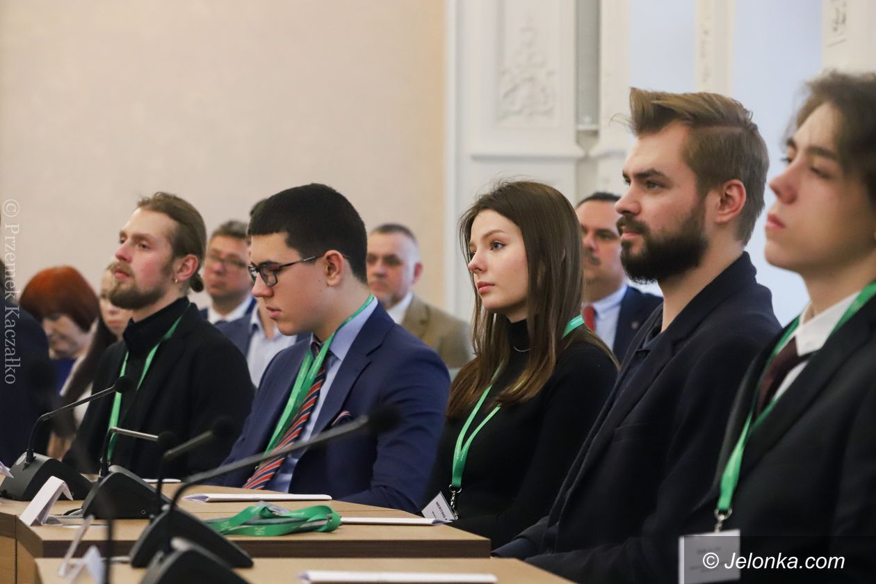 Jelenia Góra: Młodzieżowa Rada Miejska rozpoczęła kadencję