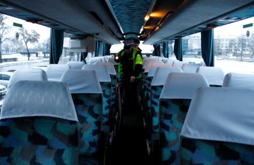 Lwówek Śląski: Kontrolują autokary