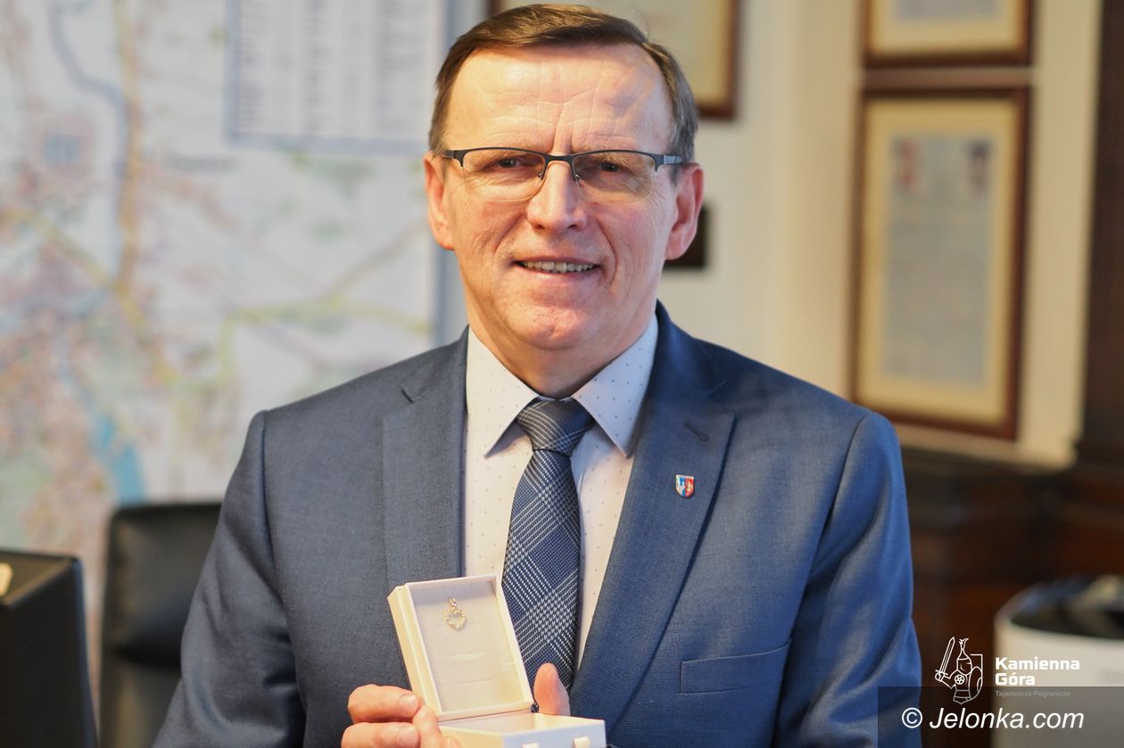 Kamienna Góra: Serce od burmistrza