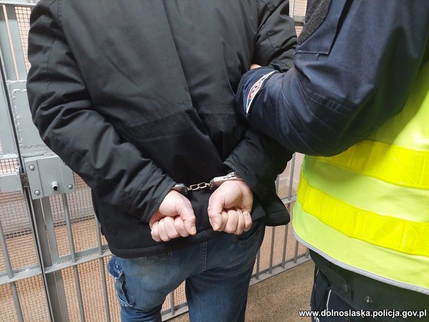 Jawor: Znęcał się nad rodzicami