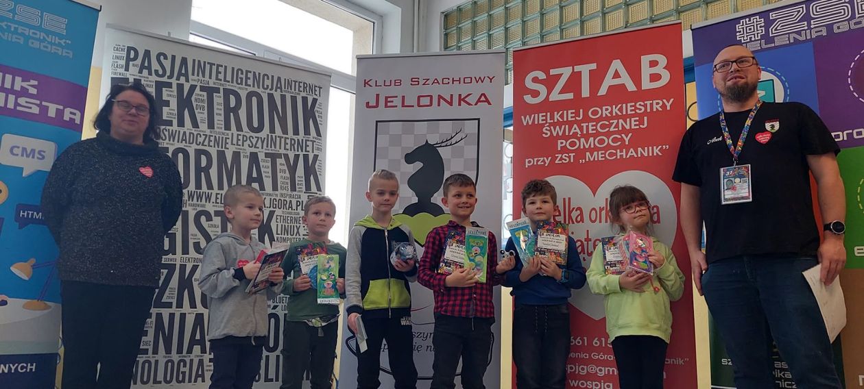 Jelenia Góra: Grali i wspierali WOŚP!
