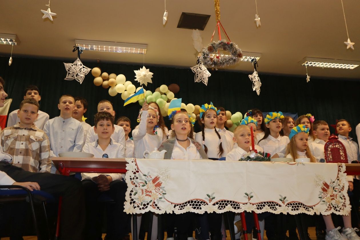 Jelenia Góra: Piękne jasełka w SP 3