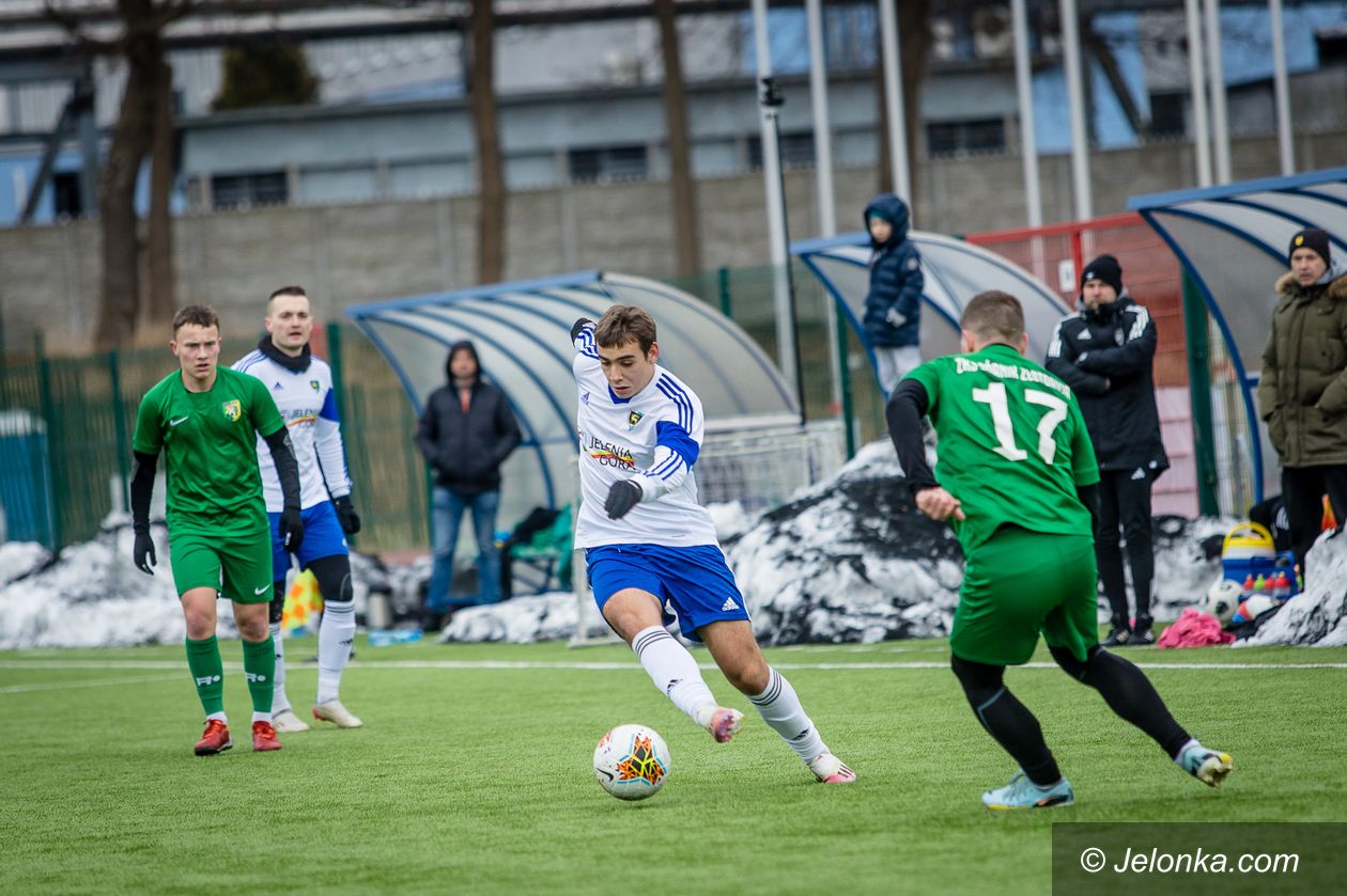 Jelenia Góra: Bez problemów z Górnikiem