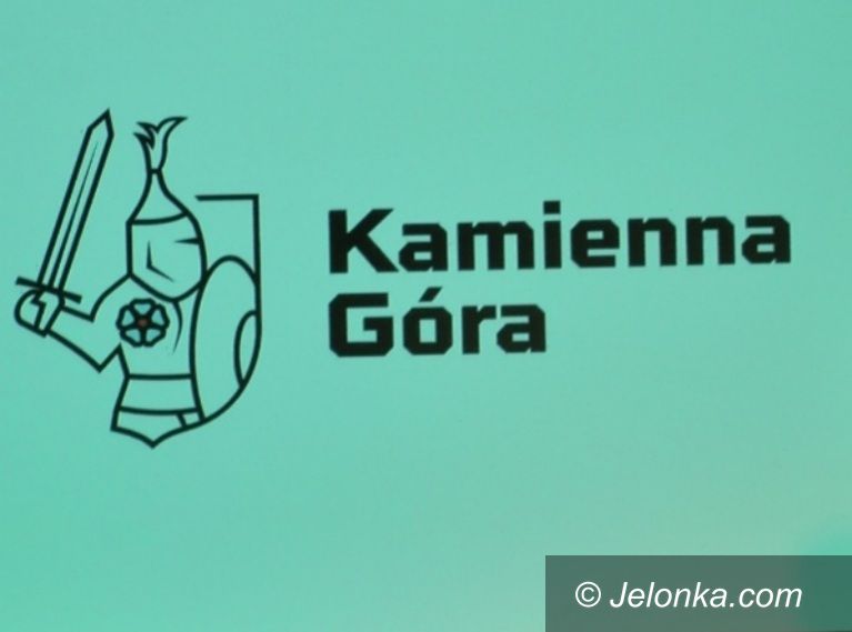 Kamienna Góra: Poszło o krzesła i catering