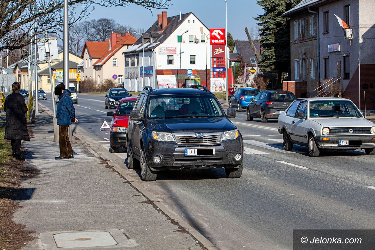 Jelenia Góra: Kolizja koło Aldi