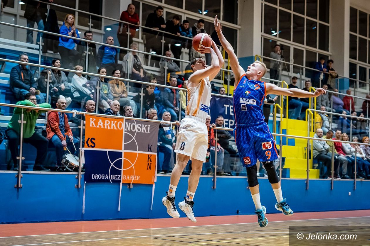 I liga koszykarek / II liga koszykarzy: Nasze drużyny z porażkami [WYNIKI/TABELE]