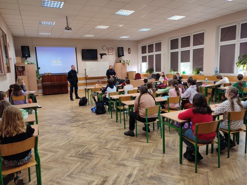 Lwówek Śląski: Było o cyberprzemocy