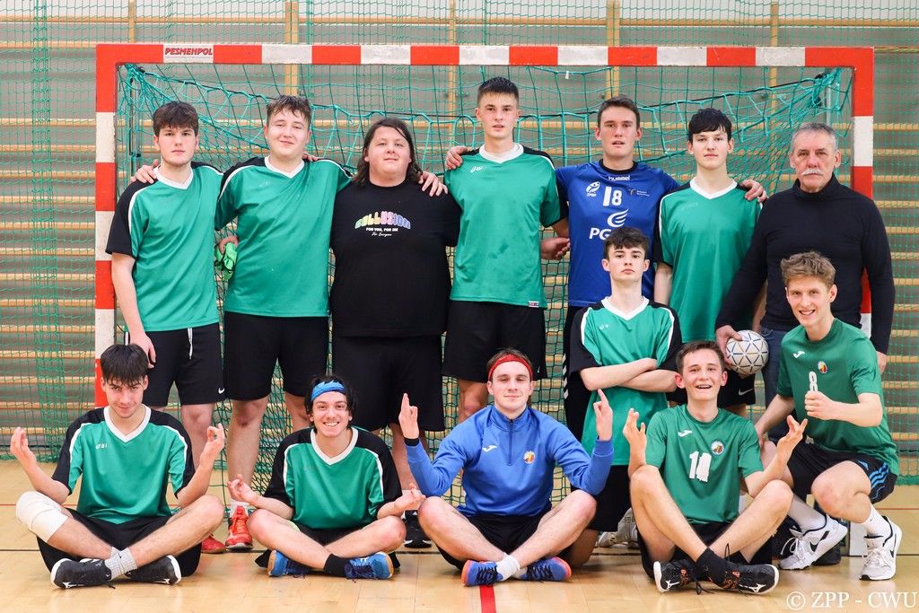 Jelenia Góra: Zacięta rywalizacja o finał strefy