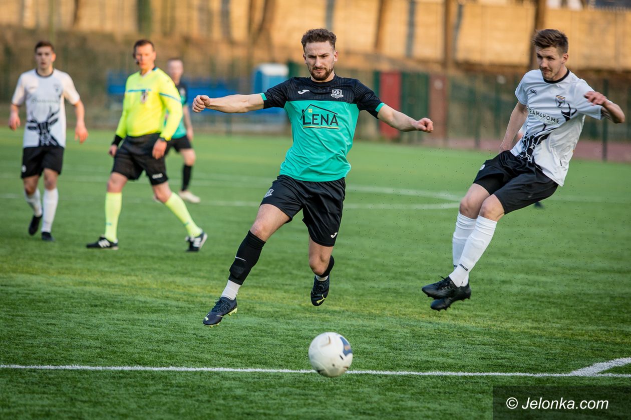 Jelenia Góra: Victoria pokonała Olimpię