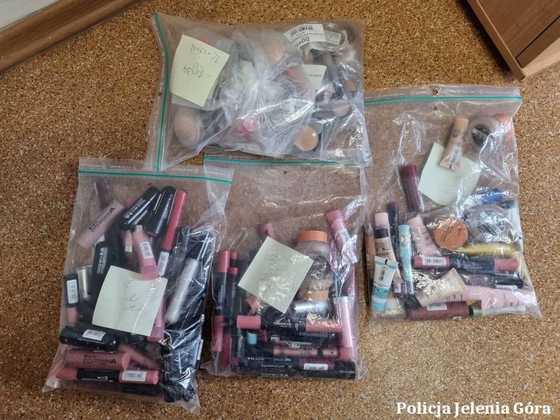 Jelenia Góra: Złodzieje włamali się do magazynu drogerii i wpadli