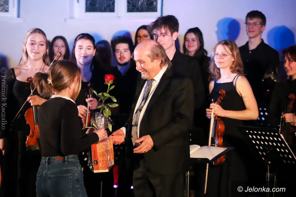 Jelenia Góra: Uczniowie pod batutą włoskiego maestro
