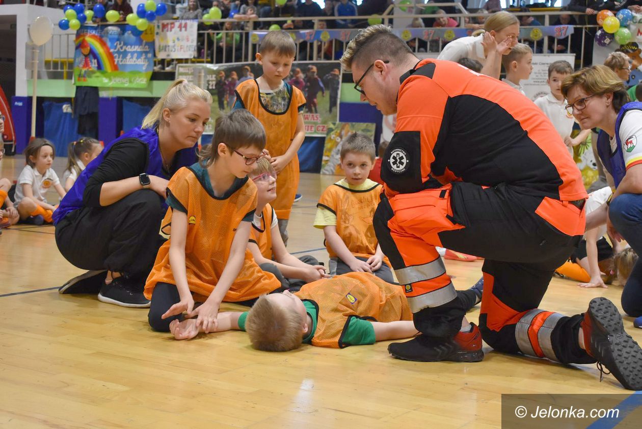 Jelenia Góra: Maluchy na olimpiadzie bezpieczeństwa