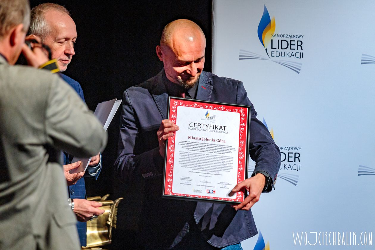 Polska: Samorządowy Lider Edukacji dla Jeleniej Góry