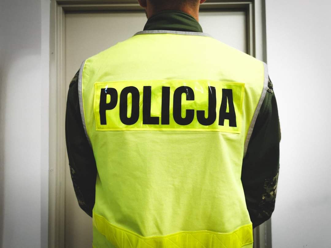 Kamienna Góra: Obudził się i okradł