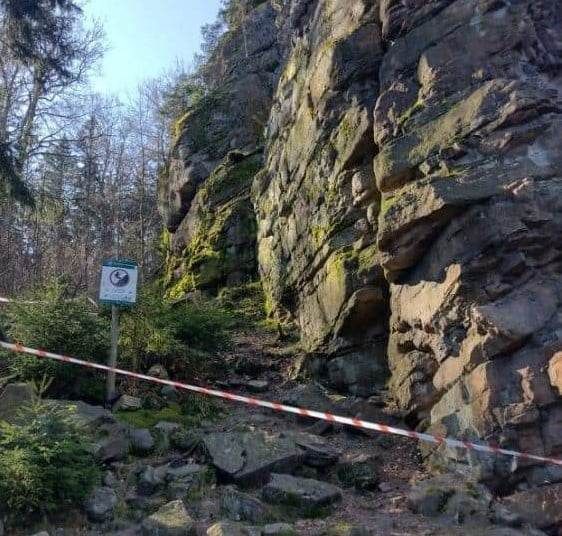 Powiat: Skalny Most niedostępny