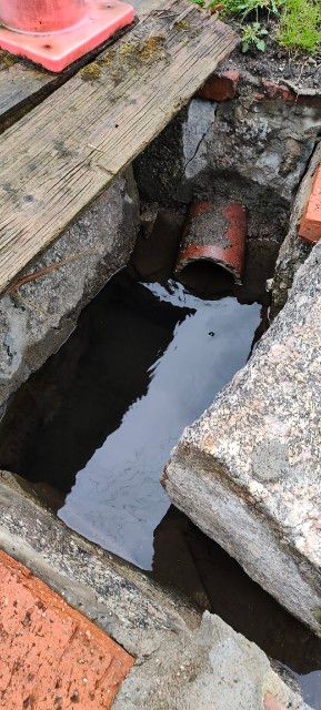 Jelenia Góra: Woda zalewa ul. Krętą