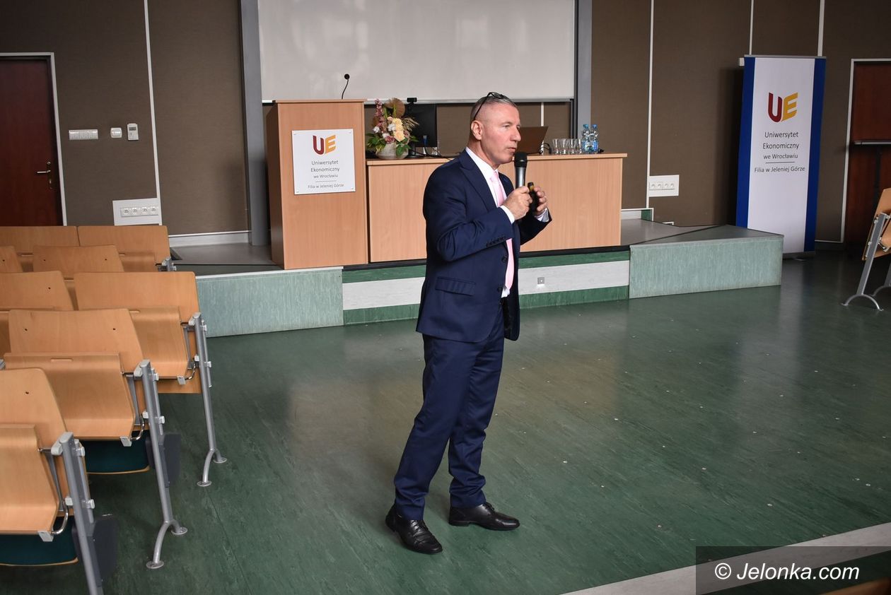 Jelenia Góra: Seminarium o zarządzaniu