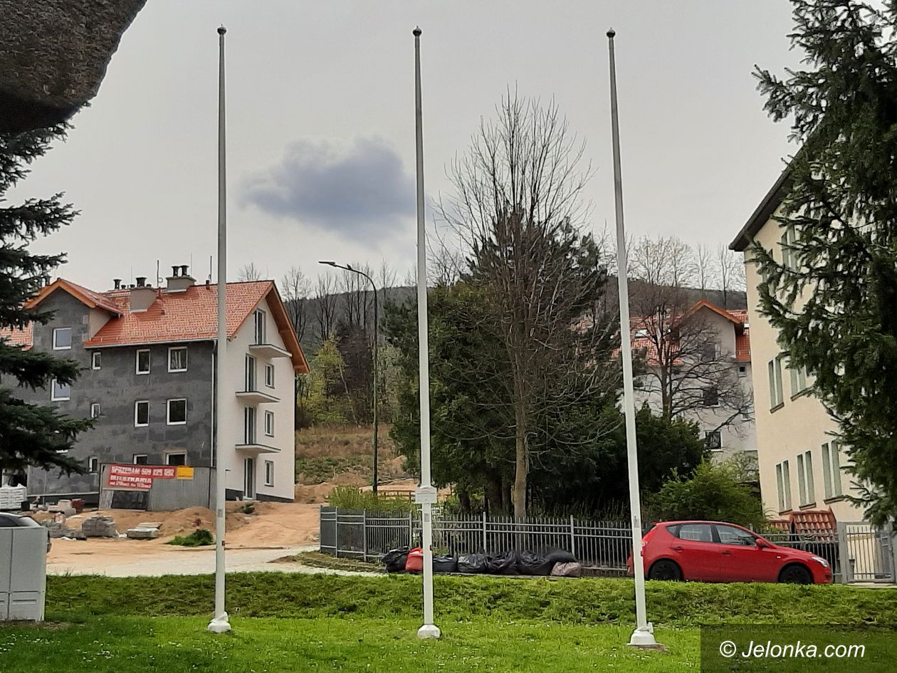 Kowary: Święto Flagi, bez flag