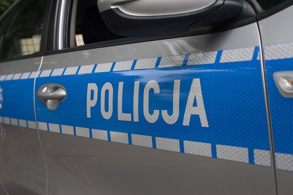 Jelenia Góra: 16–latek okradł młodszego kolegę