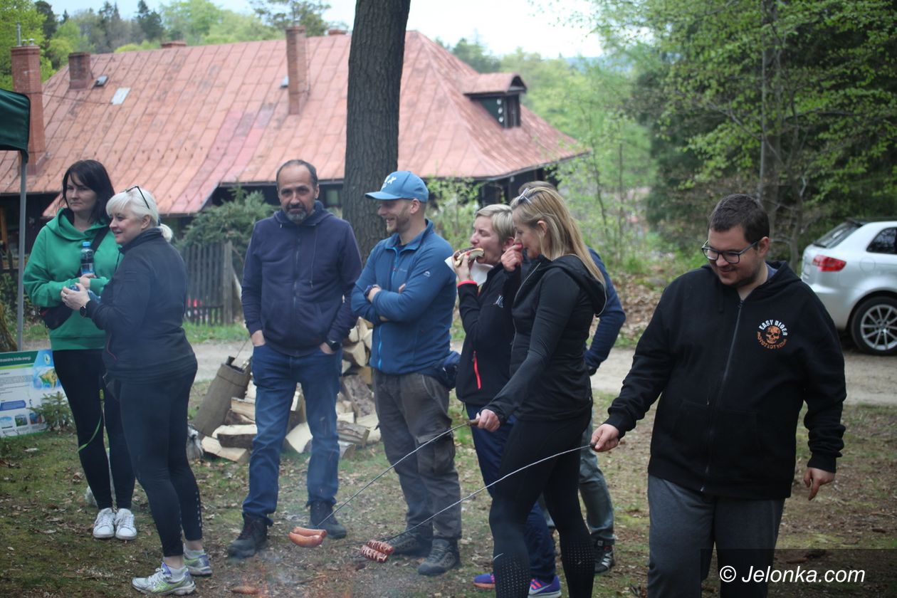 Szklarska Poręba: Sprzątanie pod Szrenicą z piknikiem na finał