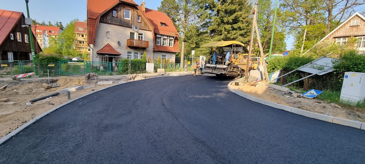 Szklarska Poręba: Postęp prac na deptaku