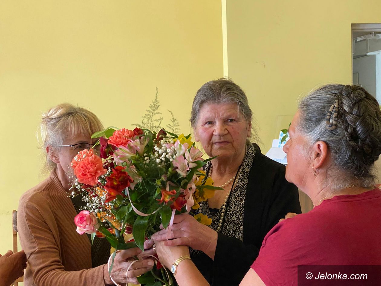 Jelenia Góra: Maria Suchecka i „Książki gorąco polecane”