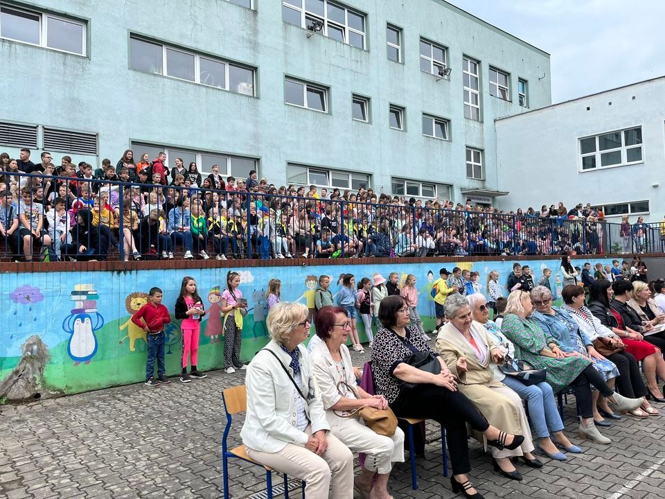 Bogatynia: Święto szkoły